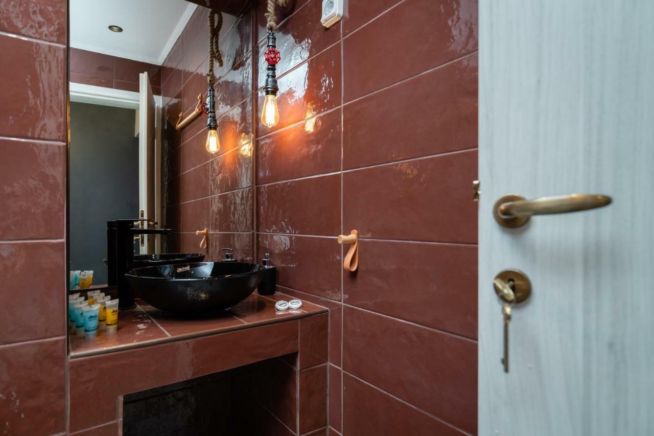 Superb Industrial Style Lodge Heart Of אתונה מראה חיצוני תמונה